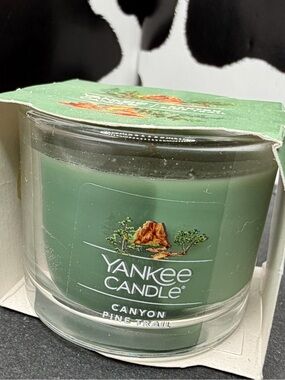 Yankee Candle Green Canyon Pine Trail Mini Jar 1.3 OZ